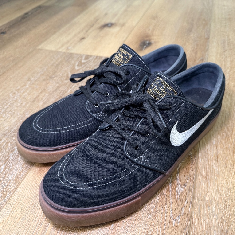 Nike SB Janoski Black Canvas Gum Sole Men’s 13